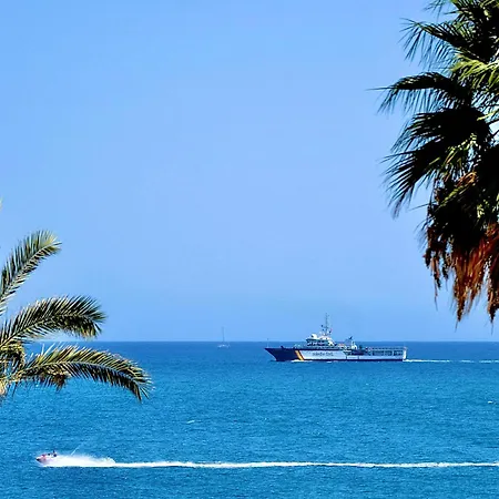Faro I Lovely With Sunny Terrace, Barbacoa Pet Friendly In Mijas Costa & Fuengirola Apartment *